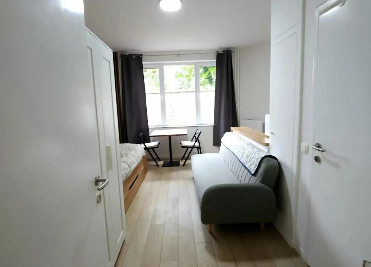 Charming Studio In Saint Josse Ten Noode 30 M² Garden View Bruxelles Belgio